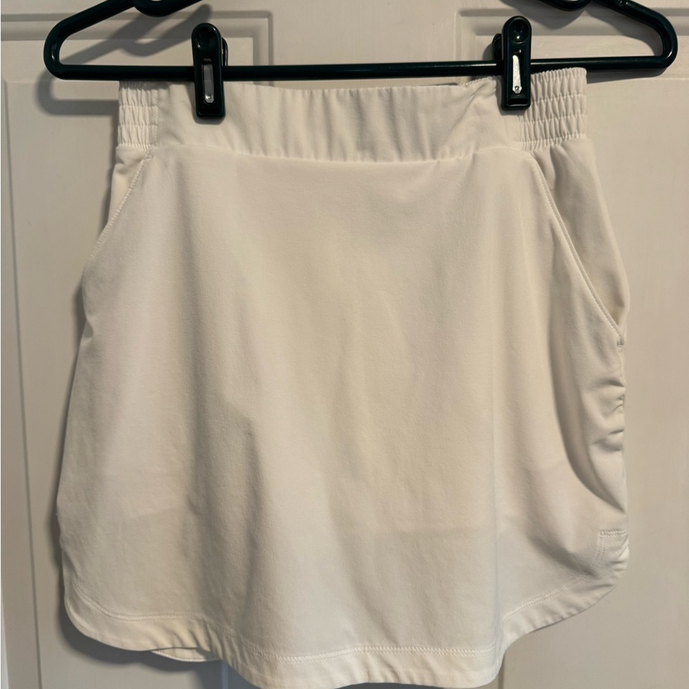 CALIA by Carrie Underwood White Skort
